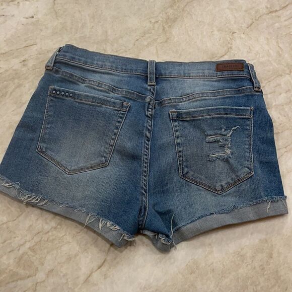 Blank NYC distressed jean short, size 27 - Picture 4 of 6